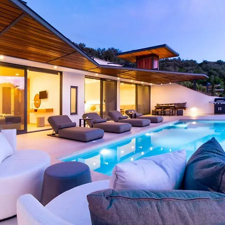 Villa Beyond The Dream *